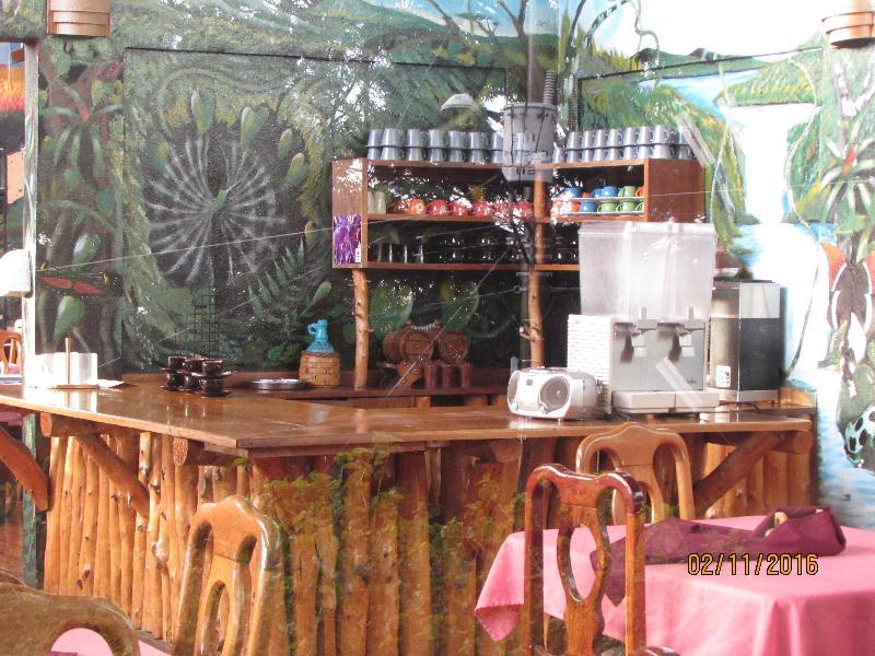 Hostel Villa Verde Monteverde Buitenkant foto