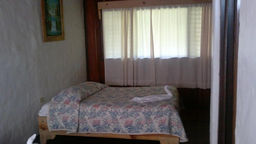 Hostel Villa Verde Monteverde Buitenkant foto