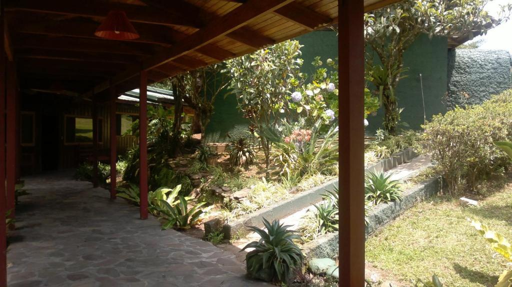 Hostel Villa Verde Monteverde Buitenkant foto
