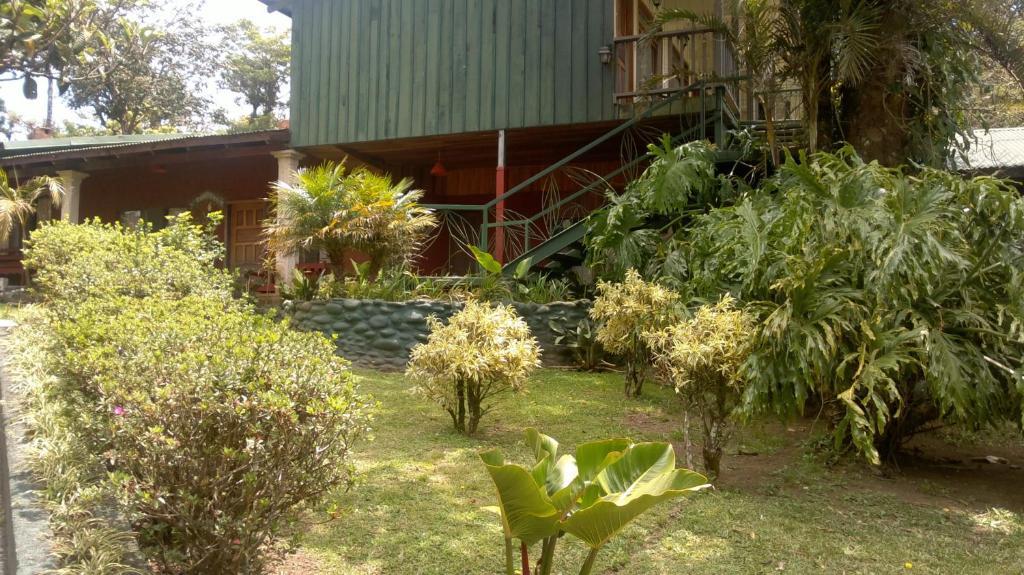 Hostel Villa Verde Monteverde Buitenkant foto