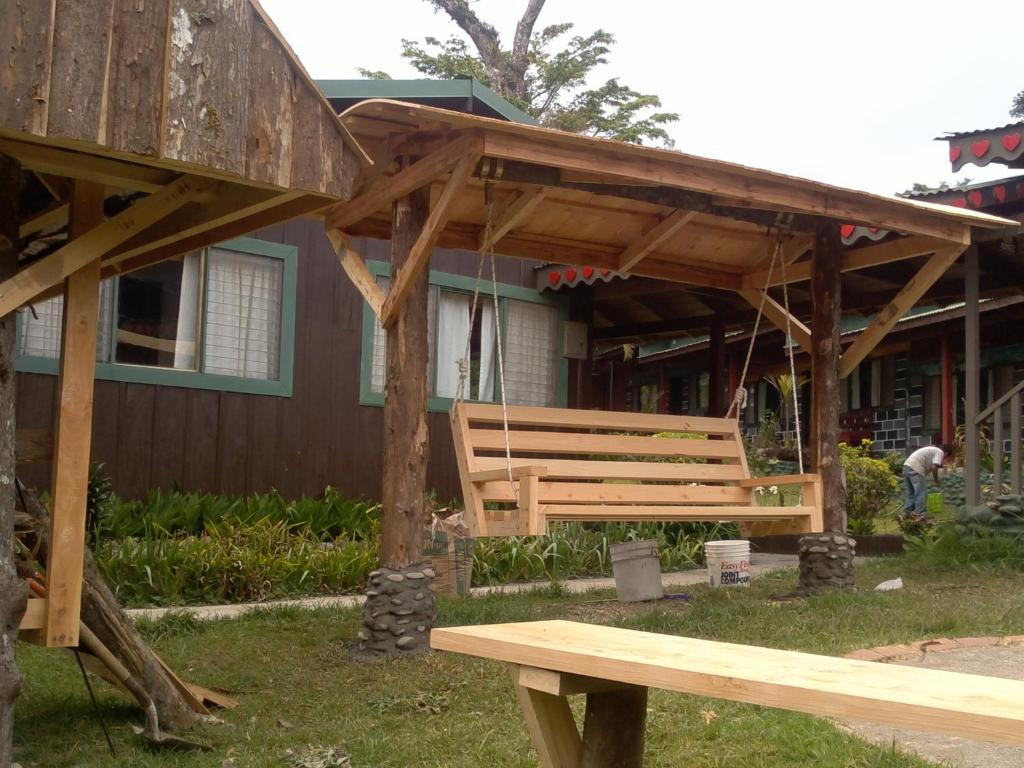 Hostel Villa Verde Monteverde Buitenkant foto