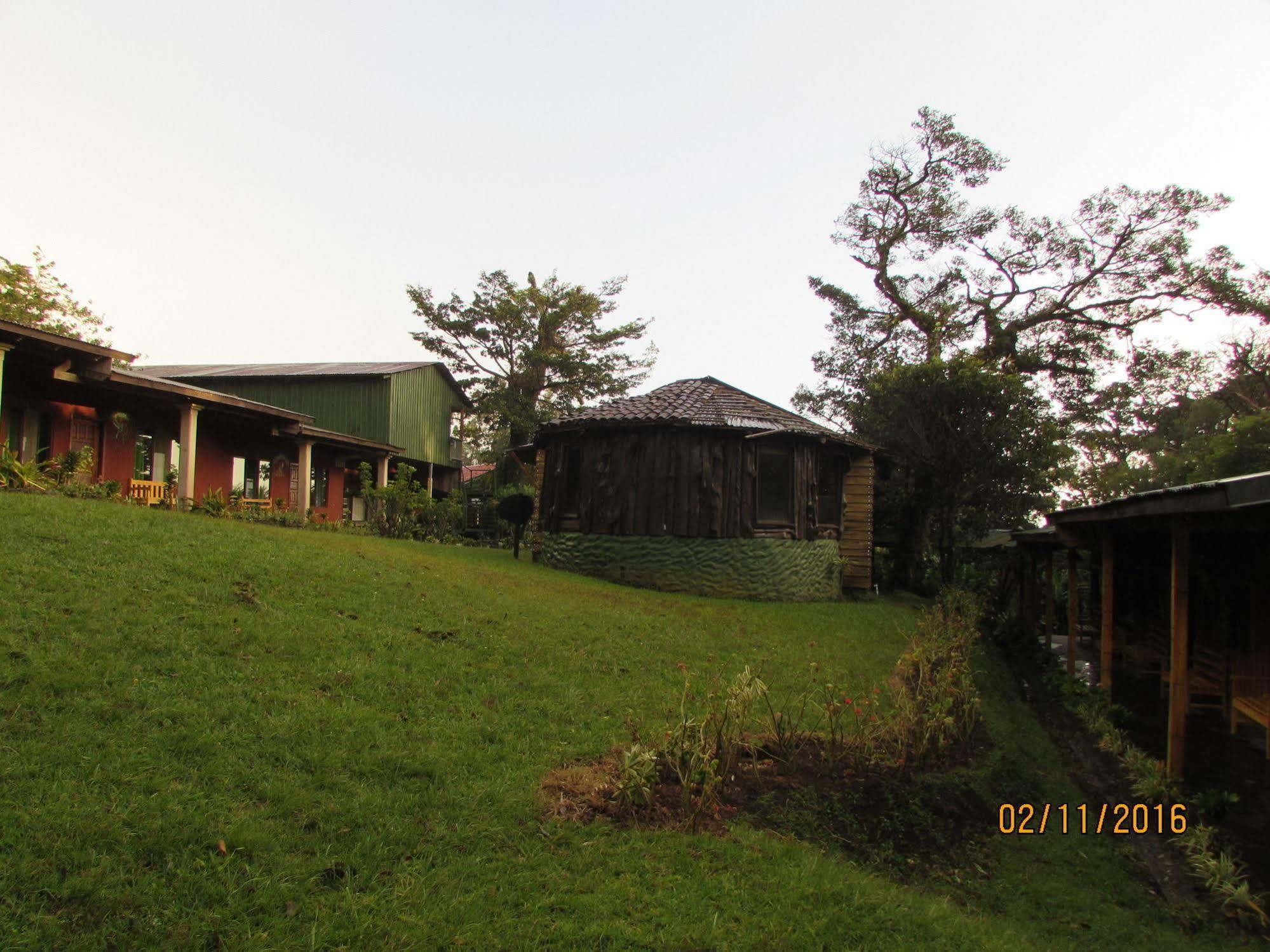 Hostel Villa Verde Monteverde Buitenkant foto