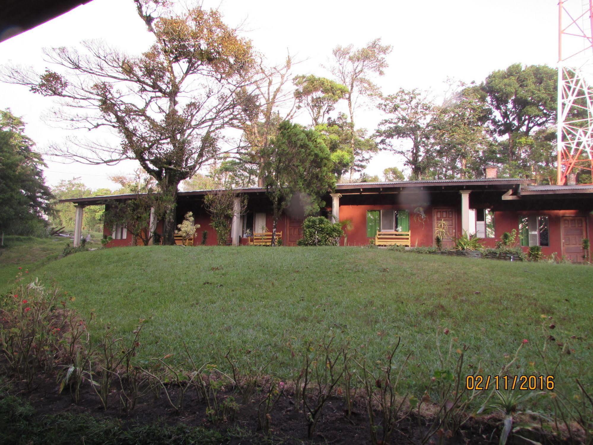 Hostel Villa Verde Monteverde Buitenkant foto